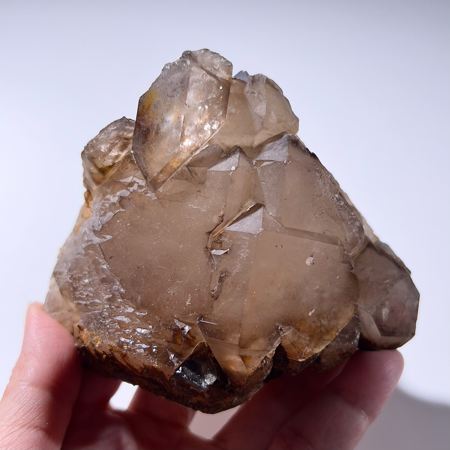 大師水晶 – 煙晶骨幹水晶 350g (259-6)